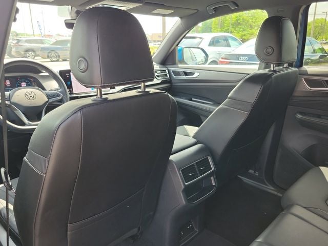2024 Volkswagen Atlas Cross Sport 2.0T SE w/Technology
